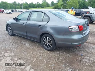 2013 Volkswagen Jetta S z VIN 3VW2K7AJ5DM369293, wystawiony jako IAAI lot #42172959 z przebiegiem 170 983 mil mil oraz . Historia ofert i sprzedaży dostępna na DreamBid. Obrazek 3.