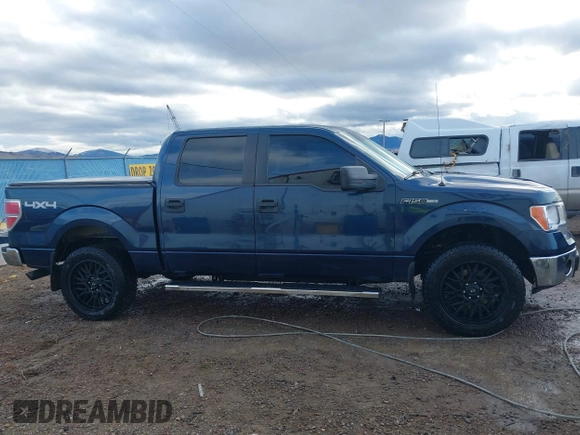 2014 Ford F-150 XL with VIN 1FTFW1EF8EKF81092, listed as a IAAI auction lot 40885506 with 286,885 mi miles. Bid and sale history available at carsss.com. Image 14.