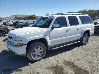2003 Chevrolet Suburban Z71 with VIN 3GNFK16T13G233940, listed as a Copart auction lot 89326275 with 268,098 mi miles and Salvage Title. Bid and sale history available at carsss.com. Image 1.
