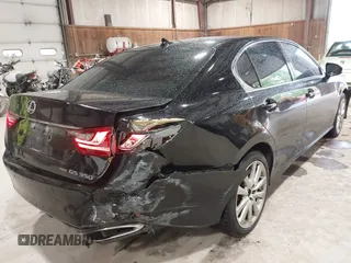 2013 Lexus GS 350 z VIN JTHCE1BL9D5014255, wystawiony jako IAAI lot #42236778 z przebiegiem 240 558 mil mil oraz . Historia ofert i sprzedaży dostępna na DreamBid. Obrazek 17.