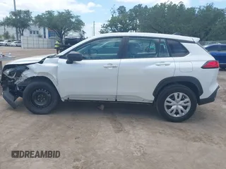 2022 Toyota Corolla Cross L with VIN 7MUAAAAGXNV019426, listed as a IAAI auction lot 42169842 with 46,185 mi miles and . Bid and sale history available at DreamBid. Image 14.