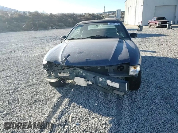 1998 Ford Mustang GT z VIN 1FAFP45X6WF186450, wystawiony jako Copart lot #45398475 z przebiegiem 124 697 mil mil oraz Szkoda całkowita • Salvage title. Historia ofert i sprzedaży dostępna na DreamBid. Obrazek 11.