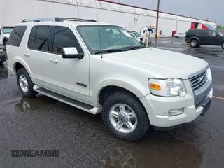 2006 Ford Explorer Limited с VIN 1FMEU75876ZA26290, выставлен на аукционе IAAI как лот 42569979 с пробегом 181 370 миль миль и . История ставок и продаж доступна на DreamBid. Изображение 1.