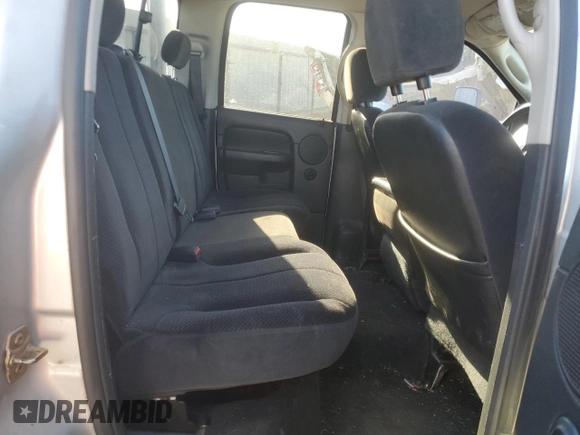 2005 Dodge 2500 ST z VIN 3D7KR28C35G790007, wystawiony jako Copart lot #45762535 z przebiegiem 223 158 mil mil oraz Szkoda całkowita • Salvage title. Historia ofert i sprzedaży dostępna na DreamBid. Obrazek 10.