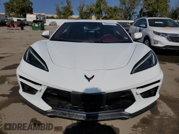 2020 Chevrolet Corvette 3LT with VIN 1G1Y82D47L5110323, listed as a Copart auction lot 70420574 with 13,670 mi miles and Salvage Title. Bid and sale history available at carsss.com. Image 5.
