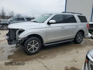 2018 Ford Expedition XLT z VIN 1FMJU1HT2JEA25849, wystawiony jako Copart lot #47464155 z przebiegiem 137 588 mil mil oraz Nie do naprawy • Non repairable. Historia ofert i sprzedaży dostępna na DreamBid. Obrazek 1.
