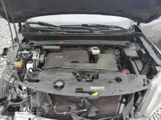 2019 Nissan Pathfinder S z VIN 5N1DR2MN8KC633870, wystawiony jako Copart lot #52350895 z przebiegiem 101 396 mil mil oraz Nie do naprawy • Non repairable. Historia ofert i sprzedaży dostępna na DreamBid. Obrazek 12.