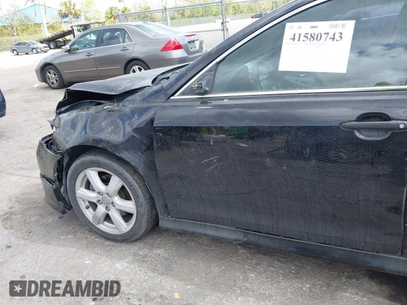 2009 Toyota Camry LE z VIN 4T1BK46K99U075140, wystawiony jako IAAI lot #41580743 z przebiegiem 208 667 mil mil oraz . Historia ofert i sprzedaży dostępna na DreamBid. Obrazek 6.