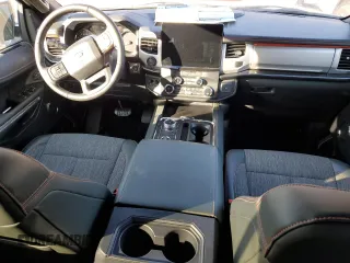 2024 Ford Expedition Timberline с VIN 1FMJU1RGXREA60667, выставлен на аукционе Copart как лот 89110905 с пробегом 4 895 миль миль и Списание • Salvage title. История ставок и продаж доступна на DreamBid. Изображение 8.