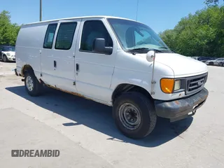 2007 Ford Econoline Cargo Commercial z VIN 1FTNE24L67DB39270, wystawiony jako IAAI lot #42270845 z przebiegiem 296 410 mil mil oraz . Historia ofert i sprzedaży dostępna na DreamBid. Obrazek 1.