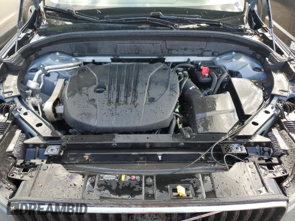 2022 Volvo XC60 Momentum z VIN YV4L12DK8N1909801, wystawiony jako Copart lot #77384044 z przebiegiem Nie podano mil oraz Nie do naprawy • Non repairable. Historia ofert i sprzedaży dostępna na DreamBid. Obrazek 12.