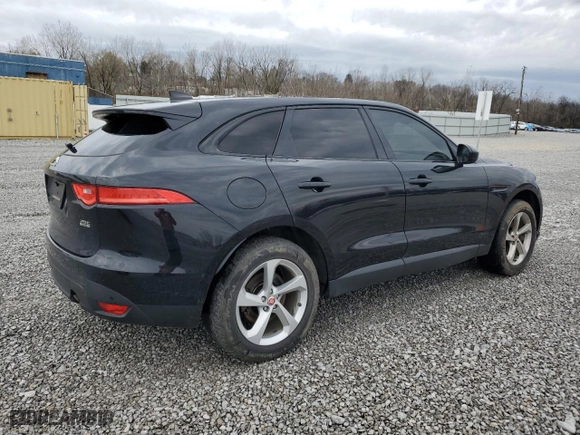 2020 Jaguar F-PACE 25t Premium with VIN SADCJ2FX9LA645355, listed as a Copart auction lot 51465515 with 139,404 mi miles and Salvage Title. Bid and sale history available at carsss.com. Image 3.