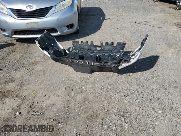 2021 Chevrolet Colorado 4WD LT с VIN 1GCGTCEN1M1294357, выставлен на аукционе Copart как лот 56466535 с пробегом 71 696 миль миль и Списание • Salvage title. История ставок и продаж доступна на DreamBid. Изображение 12.