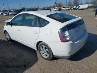 2004 Toyota Prius with VIN JTDKB20U040086823, listed as a IAAI auction lot 41837488 with 163,448 mi miles. Bid and sale history available at carsss.com. Image 3.
