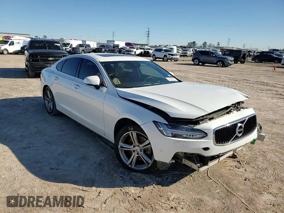 2017 Volvo S90 Momentum z VIN YV1102AK1H1006969, wystawiony jako Copart lot #41661235 z przebiegiem 131 560 mil mil oraz Szkody całkowita. Historia ofert i sprzedaży dostępna na DreamBid. Obrazek 10.