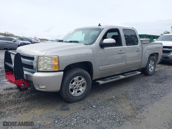 2008 Chevrolet Silverado 1500 LTZ with VIN 3GCEC13J68G145249, listed as a IAAI auction lot 41927560 with 252,141 mi miles. Bid and sale history available at carsss.com. Image 22.