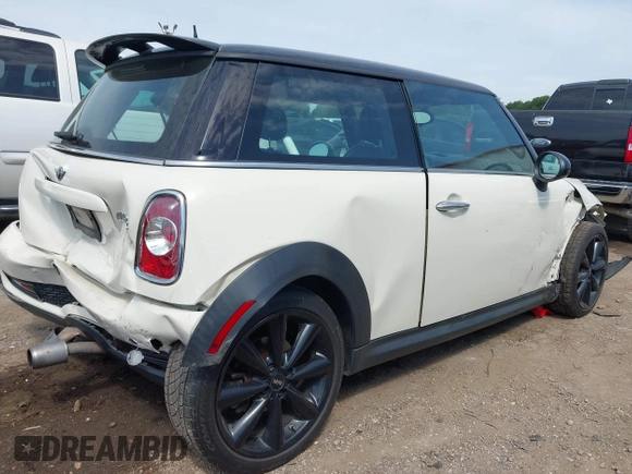 2012 MINI Hardtop S with VIN WMWSV3C5XCTY27099, listed as a IAAI auction lot 42248076 with 99,384 mi miles and . Bid and sale history available at DreamBid. Image 4.