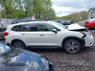 2022 Subaru Ascent Touring with VIN 4S4WMARD0N3471352, listed as a IAAI auction lot 42200783 with 33,714 mi miles and . Bid and sale history available at DreamBid. Image 13.