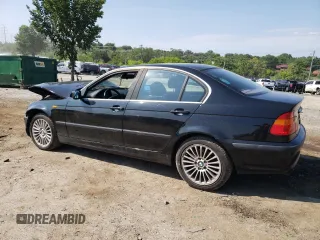 2003 BMW 3 Series 330xi with VIN WBAEW53413PG21999, listed as a Copart auction lot 60724374 with 137,242 mi miles and Salvage Title. Bid and sale history available at carsss.com. Image 2.