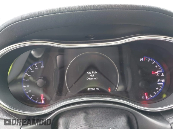 2017 Jeep Grand Cherokee SRT z VIN 1C4RJFDJ7HC683240, wystawiony jako IAAI lot #41919995 z przebiegiem 122 030 mil mil oraz . Historia ofert i sprzedaży dostępna na DreamBid. Obrazek 7.