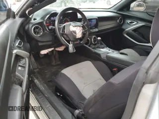 2019 Chevrolet Camaro 1SS z VIN 1G1FE1R73K0154988, wystawiony jako Copart lot #53880415 z przebiegiem 60 520 mil mil oraz Szkoda całkowita • Salvage title. Historia ofert i sprzedaży dostępna na DreamBid. Obrazek 8.
