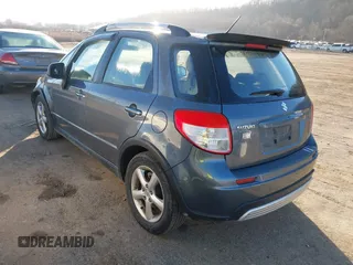 2008 Suzuki SX4 with VIN JS2YB417185102945, listed as a IAAI auction lot 41752107 with 164,656 mi miles and . Bid and sale history available at DreamBid. Image 3.