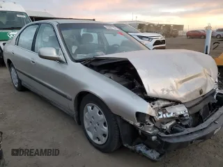 1995 Honda Accord LX with VIN 1HGCD5638SA151859, listed as a Copart auction lot 85007704 with 137,901 mi miles and Salvage Title. Bid and sale history available at carsss.com. Image 4.