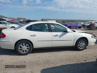 2007 Buick LaCrosse CX with VIN 2G4WC582271243548, listed as a IAAI auction lot 42091174 with Not Provided miles and . Bid and sale history available at DreamBid. Image 13.