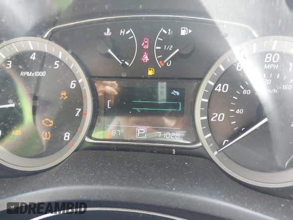 2014 Nissan Sentra S with VIN 3N1AB7AP9EY332828, listed as a IAAI auction lot 42221398 with 71,028 mi miles and . Bid and sale history available at DreamBid. Image 7.