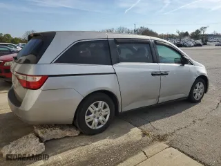 2012 Honda Odyssey LX with VIN 5FNRL5H28CB110575, listed as a Copart auction lot 76103284 with 184,414 mi miles and Clean Title. Bid and sale history available at carsss.com. Image 3.