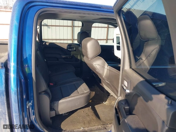 2015 GMC Sierra 1500 Denali with VIN 3GTU2WEJ8FG354918, listed as a IAAI auction lot 41540022 with 98,990 mi miles. Bid and sale history available at carsss.com. Image 8.