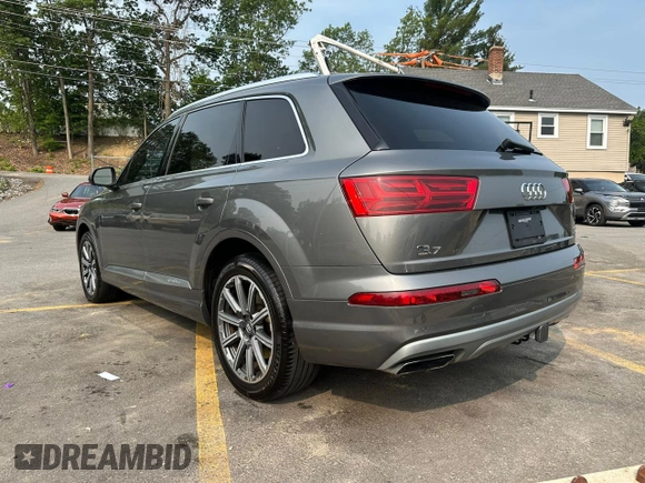 2017 Audi Q7 Premium Plus z VIN WA1LAAF78HD012576, wystawiony jako Copart lot #59867885 z przebiegiem 122 030 mil mil oraz Czysty tytuł • Clean title. Historia ofert i sprzedaży dostępna na DreamBid. Obrazek 2.
