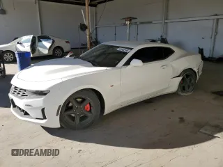 2020 Chevrolet Camaro 1LT with VIN 1G1FB1RX8L0107160, listed as a Copart auction lot 41802145 with 40,393 mi miles and Salvage Title. Bid and sale history available at carsss.com. Image 1.
