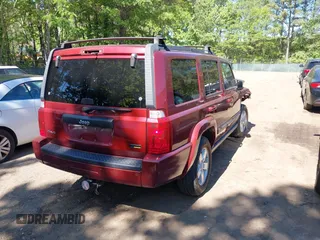 2007 Jeep Commander Sport z VIN 1J8HG48P47C550486, wystawiony jako IAAI lot #42208163 z przebiegiem 137 364 mil mil oraz . Historia ofert i sprzedaży dostępna na DreamBid. Obrazek 4.