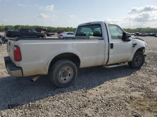 2010 Ford F-250 z VIN 1FTNF2A59AEB28302, wystawiony jako Copart lot #52718485 z przebiegiem 526 431 mil mil oraz Szkoda całkowita • Salvage title. Historia ofert i sprzedaży dostępna na DreamBid. Obrazek 3.
