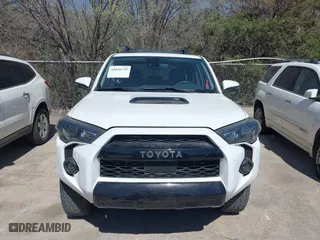 2022 Toyota 4Runner SR5 Premium with VIN JTENU5JRXN5991928, listed as a IAAI auction lot 41826739 with 15,174 mi miles. Bid and sale history available at carsss.com. Image 12.