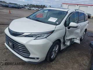2021 Toyota Sienna Limited with VIN 5TDZRKEC5MS017567, listed as a IAAI auction lot 41737206 with 50,779 mi miles. Bid and sale history available at carsss.com. Image 17.
