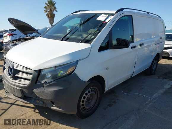 2016 Mercedes-Benz Metris Cargo z VIN WD3PG2EA1G3100067, wystawiony jako IAAI lot #41637257 z przebiegiem 571 601 mil mil oraz . Historia ofert i sprzedaży dostępna na DreamBid. Obrazek 21.