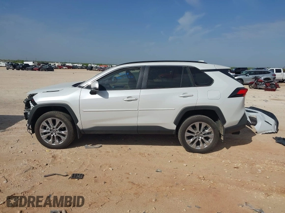 2024 Toyota RAV4 XLE Premium с VIN 2T3C1RFV3RW360051, выставлен на аукционе IAAI как лот 42261611 с пробегом 5 907 миль миль и . История ставок и продаж доступна на DreamBid. Изображение 15.