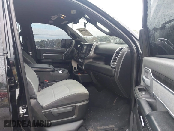 2021 Ram 2500 Big Horn with VIN 3C6UR5DL6MG628209, listed as a IAAI auction lot 41660451 with 59,108 mi miles. Bid and sale history available at carsss.com. Image 5.