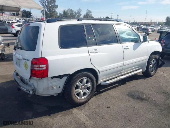 2001 Toyota Highlander with VIN JTEGF21A410020197, listed as a IAAI auction lot 41174592 with 178,271 mi miles. Bid and sale history available at carsss.com. Image 4.