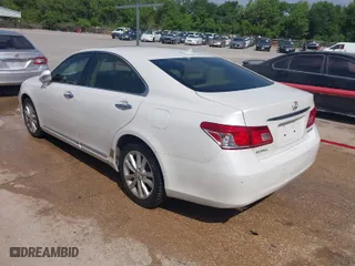 2011 Lexus ES 350 with VIN JTHBK1EGXB2419820, listed as a IAAI auction lot 41901009 with 139,648 mi miles. Bid and sale history available at carsss.com. Image 3.