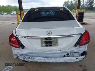 2015 Mercedes-Benz C 300 Luxury with VIN 55SWF4KB6FU023015, listed as a IAAI auction lot 42153797 with 47,639 mi miles and . Bid and sale history available at carsss.com. Image 17.