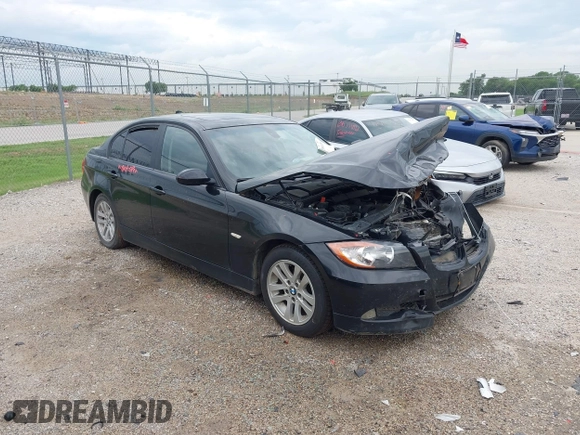 2006 BMW 3 Series 325i z VIN WBAVB13576KX67030, wystawiony jako IAAI lot #42386135 z przebiegiem 173 744 mil mil oraz . Historia ofert i sprzedaży dostępna na DreamBid. Obrazek 1.