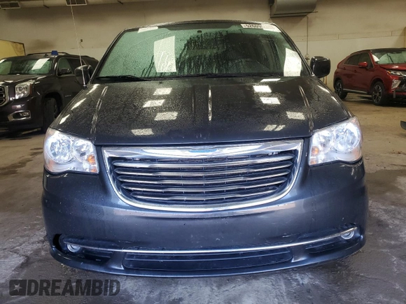 2012 Chrysler Town & Country Touring with VIN 2C4RC1BG1CR212916, listed as a Copart auction lot 52609625 with 87,208 mi miles and Clean Title. Bid and sale history available at carsss.com. Image 5.