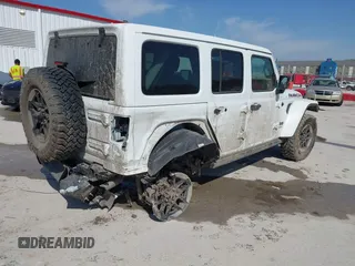 2021 Jeep Wrangler Unlimited Rubicon with VIN 1C4HJXFG7MW531678, listed as a IAAI auction lot 41781874 with 32,440 mi miles and . Bid and sale history available at DreamBid. Image 4.