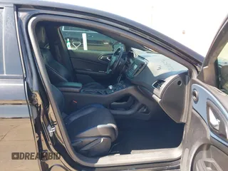 2015 Chrysler 200 S with VIN 1C3CCCBB0FN554918, listed as a IAAI auction lot 42008236 with 88,130 mi miles. Bid and sale history available at carsss.com. Image 5.