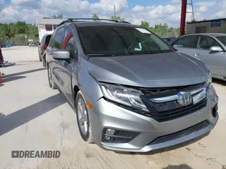 2020 Honda Odyssey EX-L with VIN 5FNRL6H72LB055672, listed as a IAAI auction lot 41586663 with 47,037 mi miles. Bid and sale history available at carsss.com. Image 1.