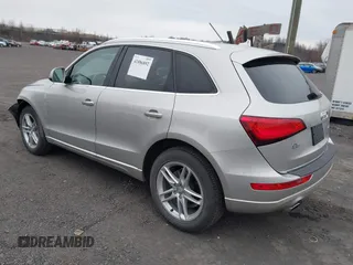 2017 Audi Q5 Premium Plus z VIN WA1L2AFP7HA095898, wystawiony jako IAAI lot #41886892 z przebiegiem 90 175 mil mil oraz . Historia ofert i sprzedaży dostępna na DreamBid. Obrazek 3.