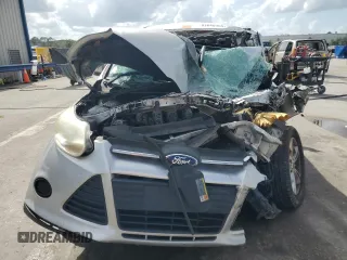2013 Ford Focus SE with VIN 1FADP3K23DL130510, listed as a Copart auction lot 51640465 with Not Provided miles and Salvage Title. Bid and sale history available at carsss.com. Image 5.